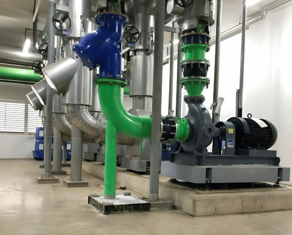 dong-co-dien-toshiba-ket-hop-dau-bom-ebara-trong-he-thong-bom-chiller