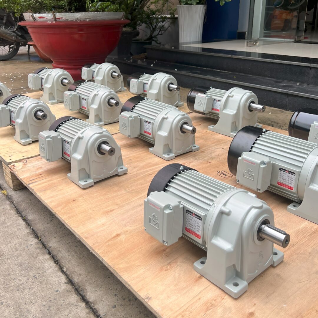 motor giảm tốc liming chân đế SH12-2HP-1/2.5
